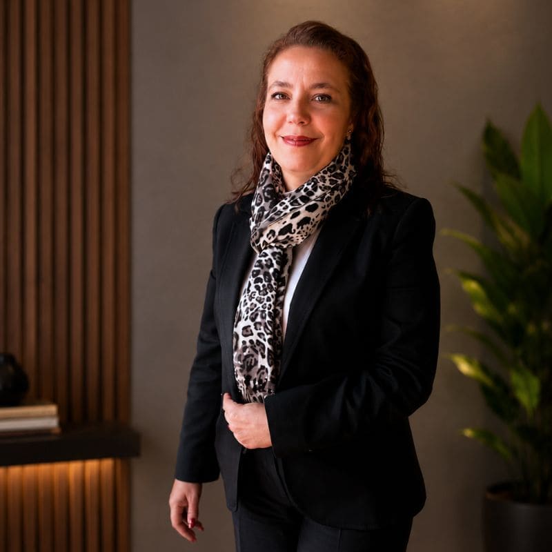 Lic. Ivonne Tor